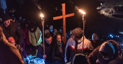 Keresztúti ájtatosság a békéért